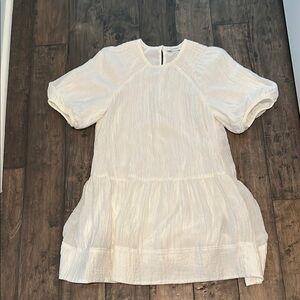 Club Monaco Ivory Short Sleeve Dress